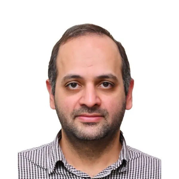 DR. ZEESHAN FARHAJ